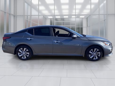 Used 2021 Nissan Altima 2.5 S w/ Driver Assist Package image 7
