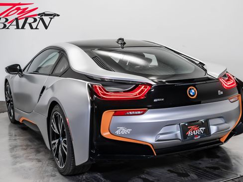 Used 2015 BMW i8 image 11