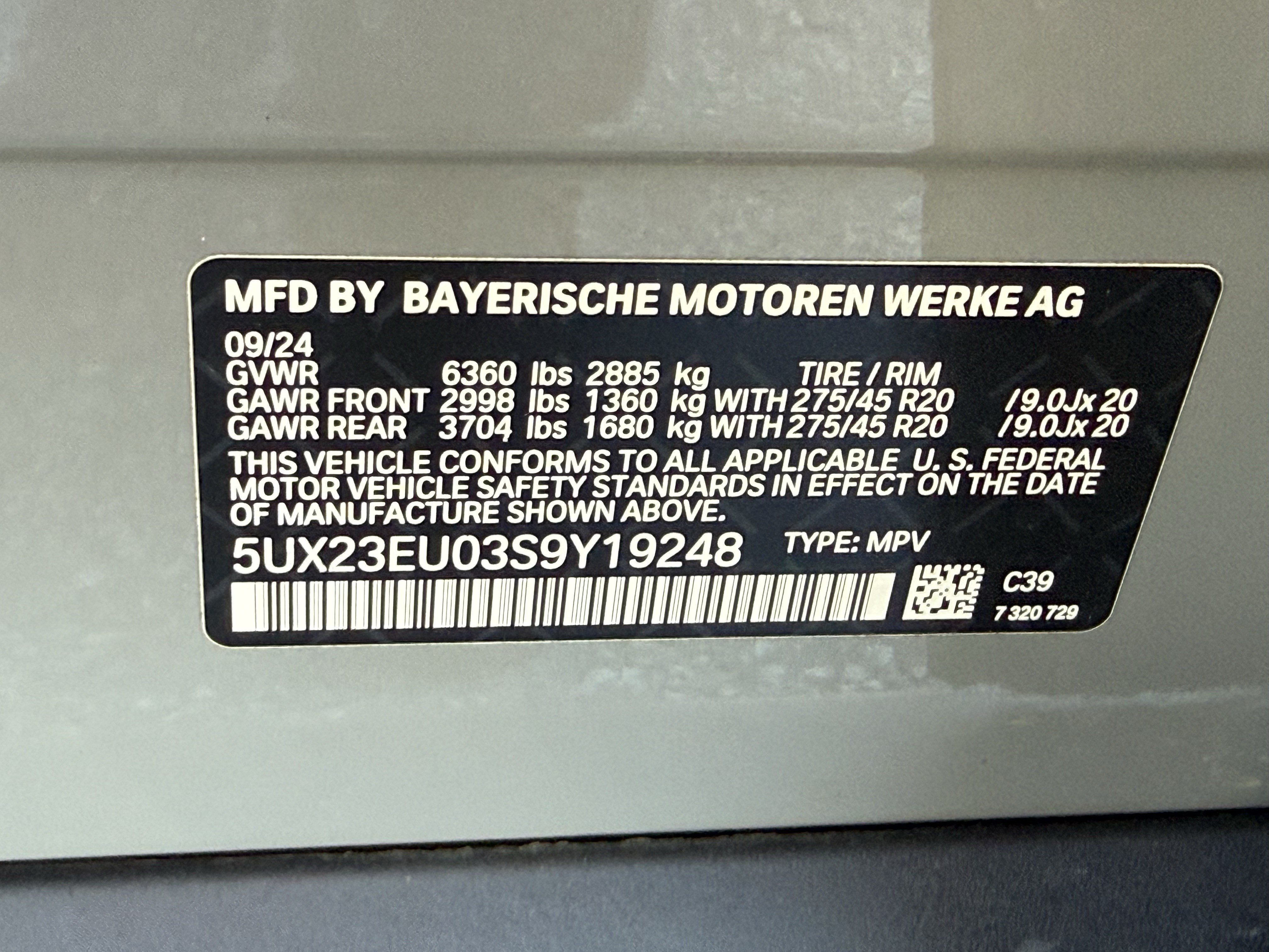 Used 2025 BMW X5 xDrive40i w/ Parking Assistance Package AWD/4WD image 38