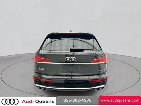 Used 2023 Audi Q5 2.0T Premium Plus w/ Premium Plus Package AWD/4WD image 3