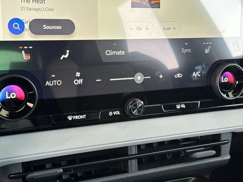 New 2026 Subaru Solterra AWD/4WD image 20