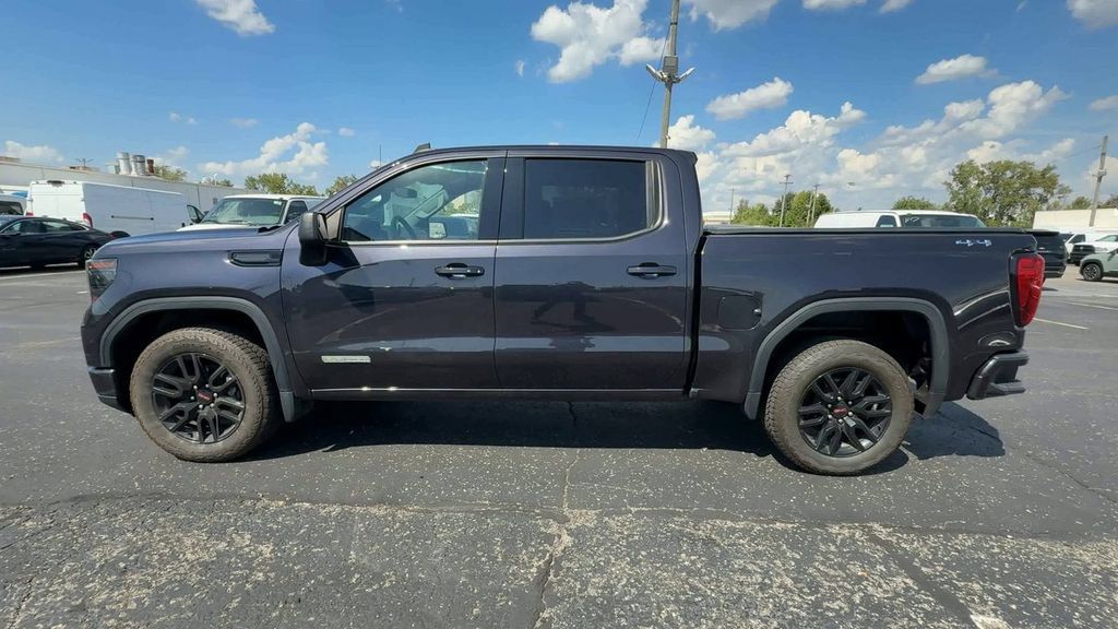 Used 2024 GMC Sierra 1500 Elevation AWD/4WD image 5