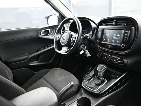 Used 2020 Kia Soul GT-Line image 18