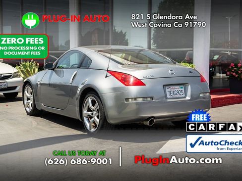 Used 2006 Nissan 350Z Enthusiast RWD image 2