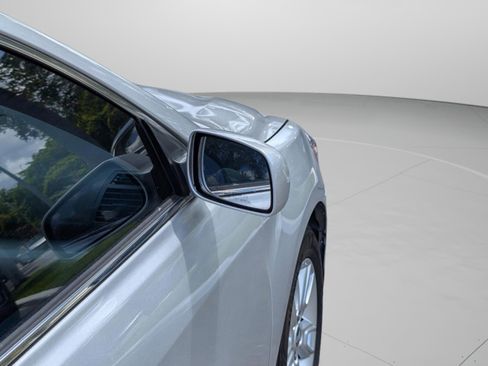 Used 2010 Toyota Camry LE FWD image 36