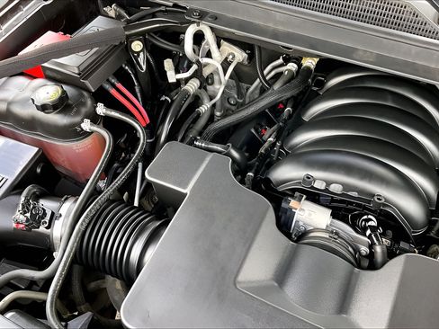 Used 2020 GMC Yukon Denali w/ Denali Ultimate Package RWD image 32