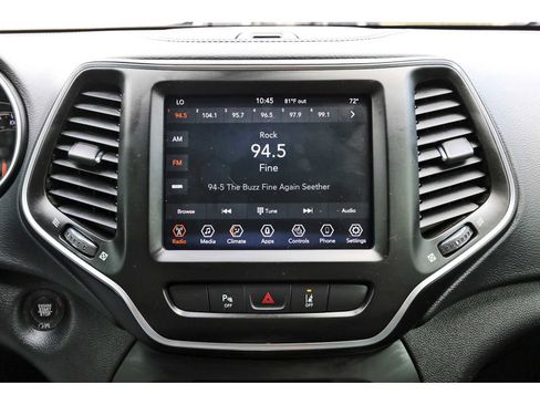 Used 2021 Jeep Cherokee Latitude Lux w/ Comfort/Convenience Group image 22