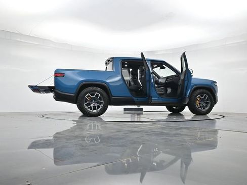 Used 2022 Rivian R1T Launch Edition image 45