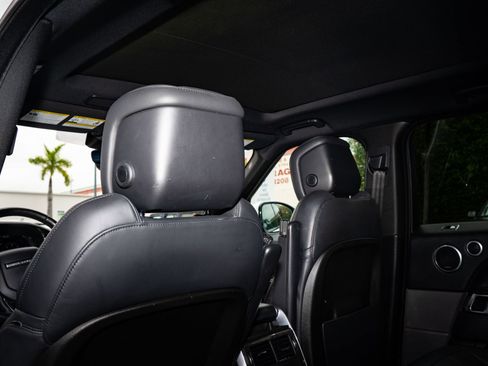 Used 2019 Land Rover Range Rover Sport HSE image 20