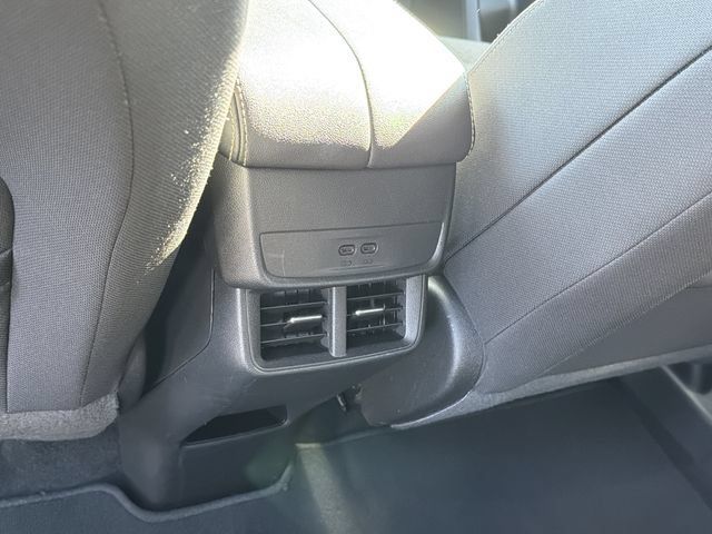 Used 2025 GMC Terrain Elevation AWD/4WD image 17