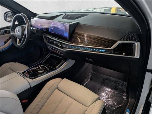 Certified 2025 BMW X5 sDrive40i w/ Parking Assistance Package image 22