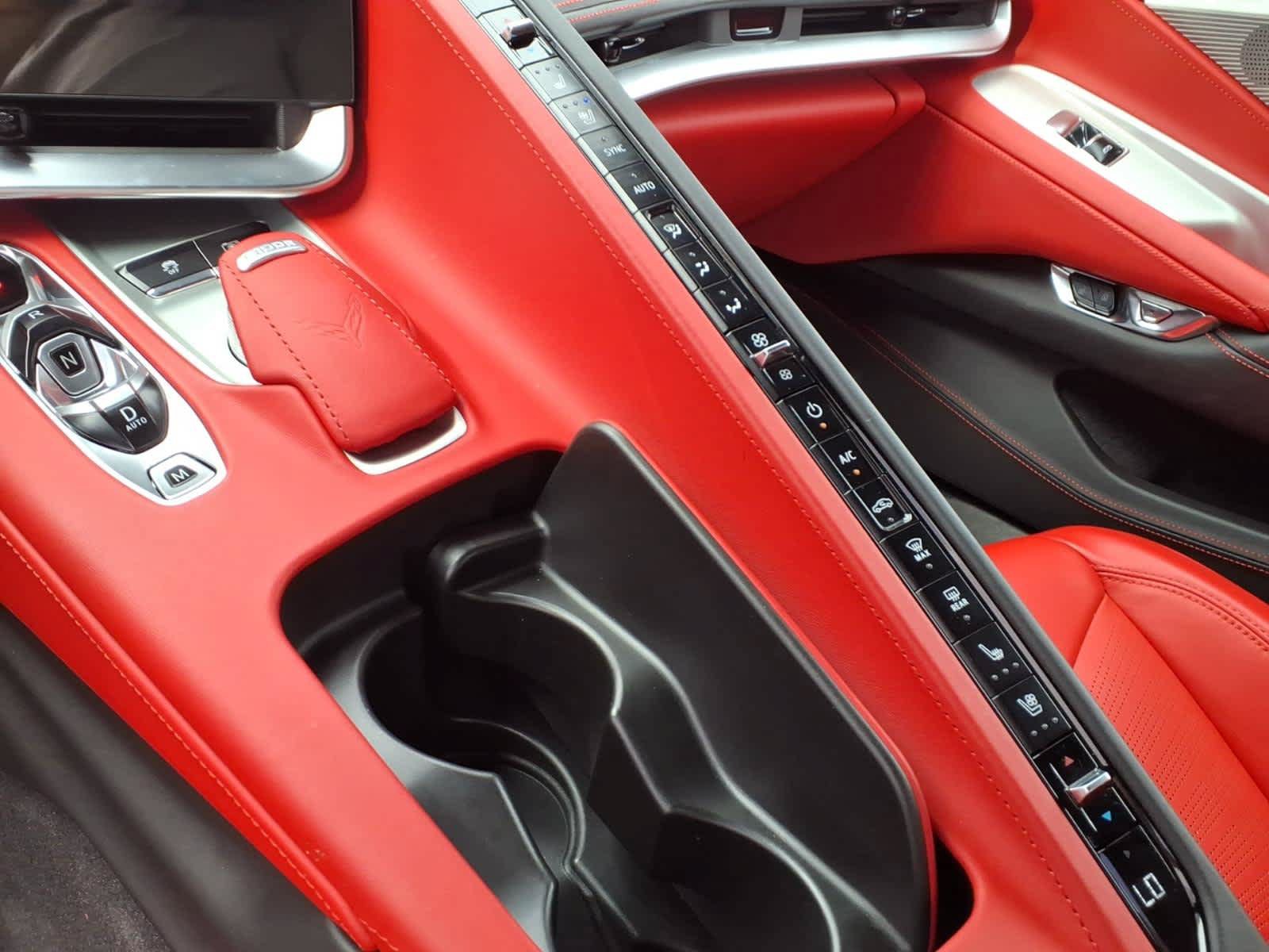 Used 2025 Chevrolet Corvette Stingray Premium Conv w/ Z51 Performance Package RWD image 13