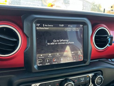 Used 2018 Jeep Wrangler Unlimited Rubicon image 9