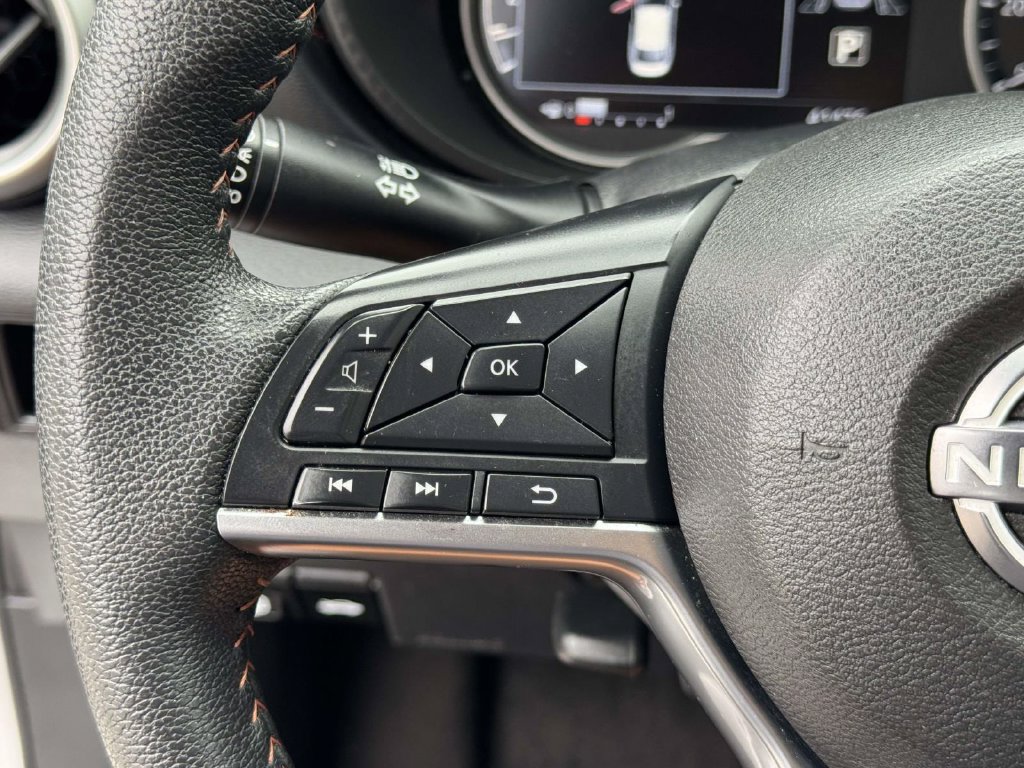 Used 2024 Nissan Versa SR w/ Trunk Package FWD image 12