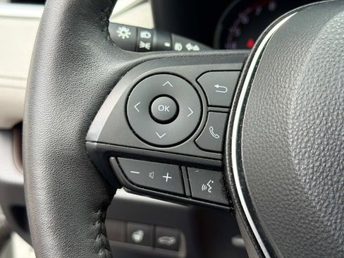 Used 2022 Toyota RAV4 Limited w/ Limited Grade Weather Package FWD image 29