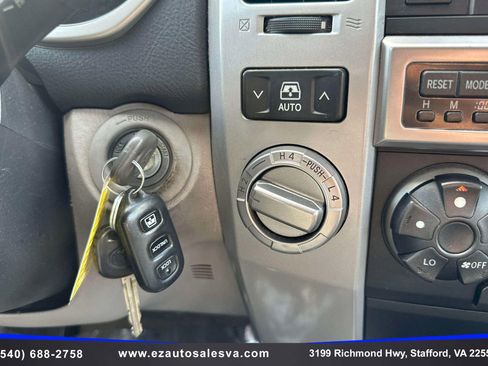 Used 2004 Toyota 4Runner Sport AWD/4WD image 21