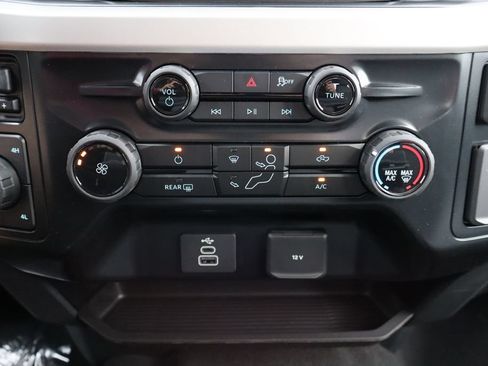 New 2026 Ford F350 XLT w/ FX4 Off-Road Package AWD/4WD image 9