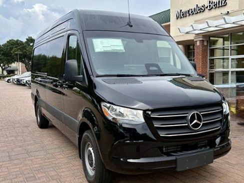 New 2026 Mercedes-Benz Sprinter 2500 image 3