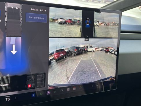 Used 2024 Tesla Cybertruck AWD Crew Cab image 19
