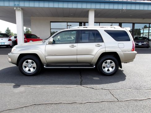Used 2004 Toyota 4Runner Limited image 2
