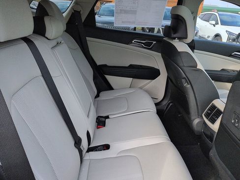 New 2026 Kia Sportage EX image 8