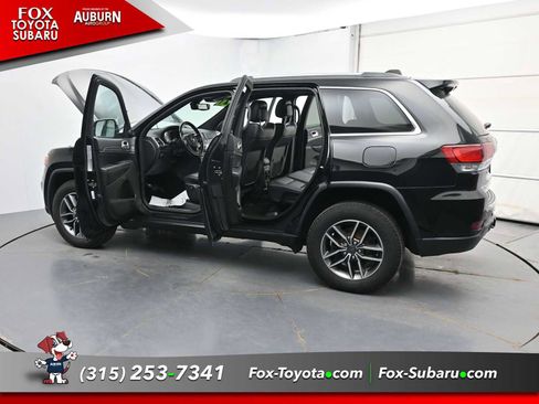 Used 2020 Jeep Grand Cherokee Limited w/ Trailer Tow Group IV image 39