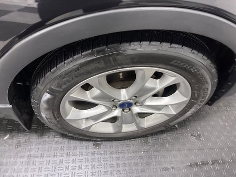 Used 2013 Ford Escape SEL image 28