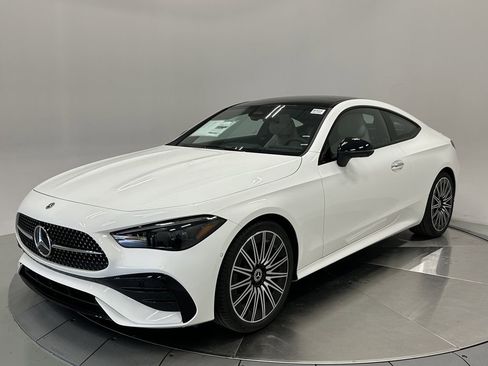 New 2026 Mercedes-Benz CLE 300 4MATIC Coupe image 3