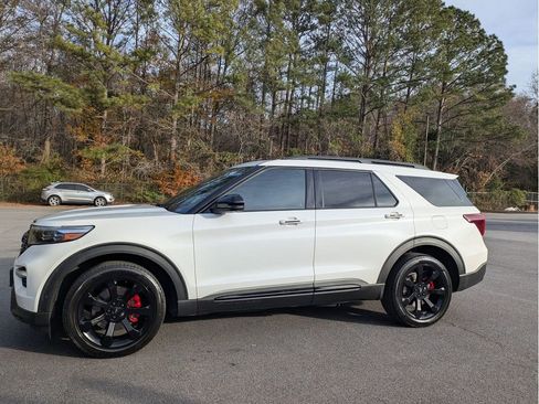 Certified 2021 Ford Explorer ST w/ Equipment Group 401A image 12