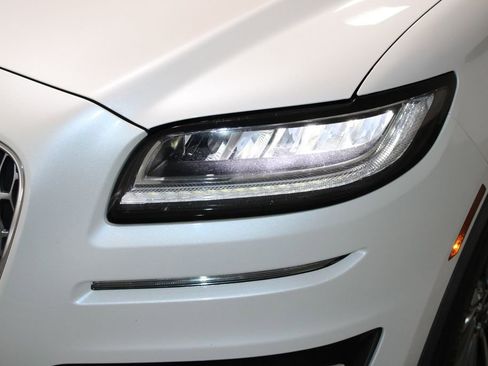 Used 2019 Lincoln Nautilus Select image 52