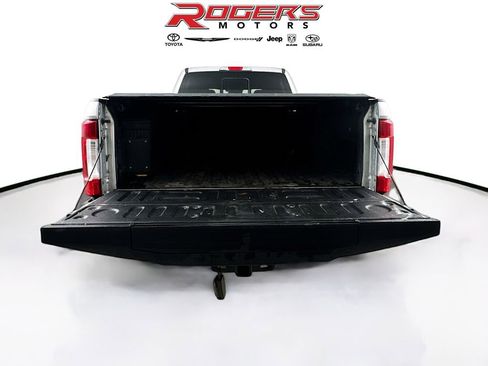 Used 2019 Ford F250 Lariat w/ Lariat Value Package image 26