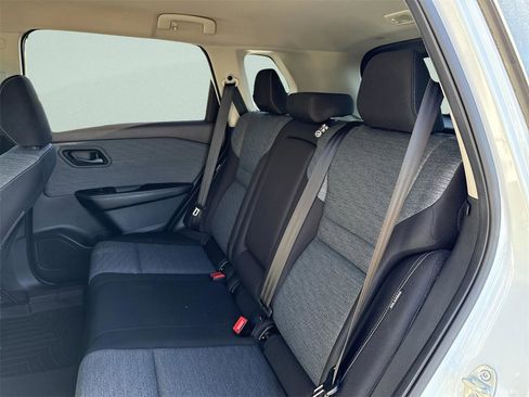 Certified 2021 Nissan Rogue S image 21