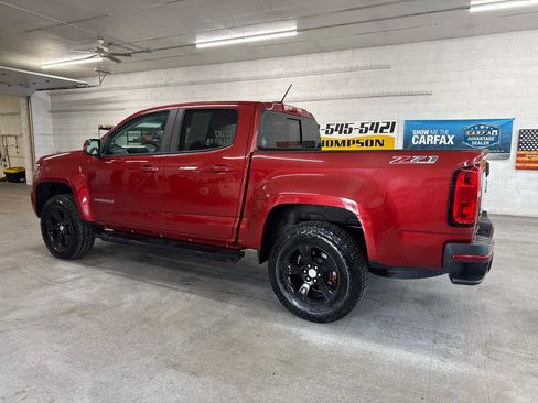 Used 2016 Chevrolet Colorado Z71 AWD/4WD image 2