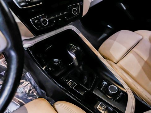Used 2018 BMW X2 sDrive28i image 21