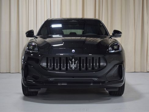 New 2025 Maserati Grecale Folgore image 11