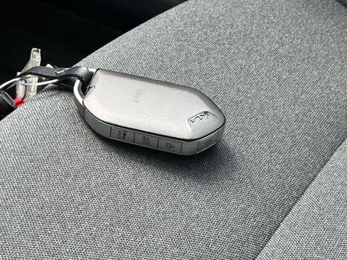 Used 2025 Kia K4 FWD image 21