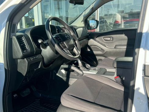 Used 2022 Nissan Frontier S image 11
