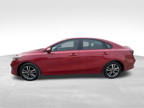 Used 2023 Kia Forte LXS FWD image 13