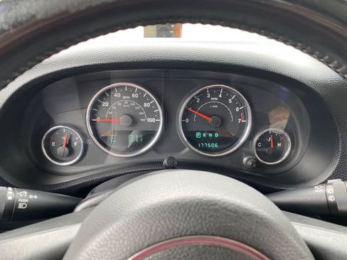 Used 2012 Jeep Wrangler Sport AWD/4WD image 32