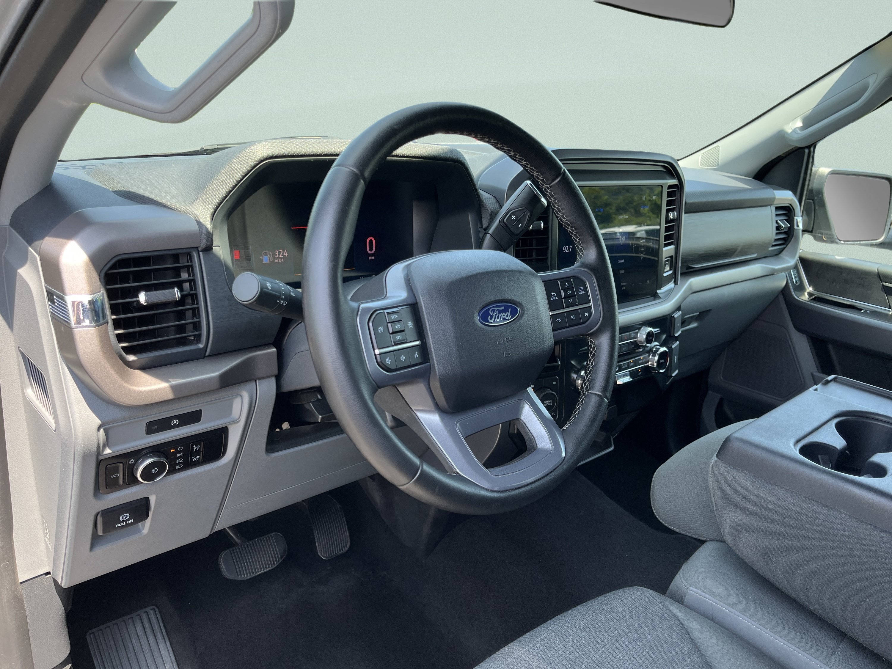 Used 2025 Ford F150 XLT w/ Equipment Group 301A Standard AWD/4WD image 16