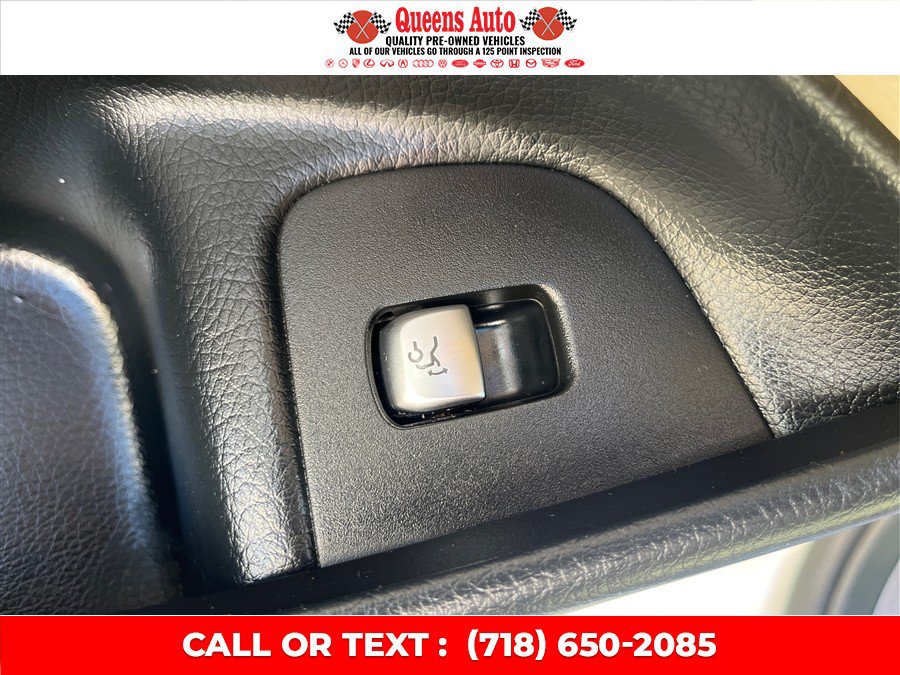 Used 2017 Mercedes-Benz E 300 4MATIC image 38