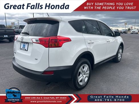 Used 2015 Toyota RAV4 LE FWD image 9