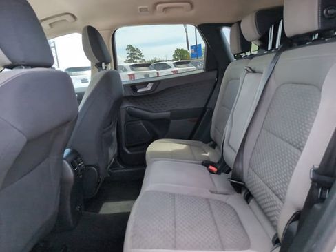 Used 2020 Ford Escape SE image 29