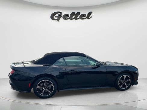 Used 2024 Ford Mustang Premium RWD image 4