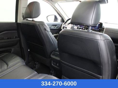 Certified 2023 Nissan Pathfinder Platinum w/ Cargo Package image 22