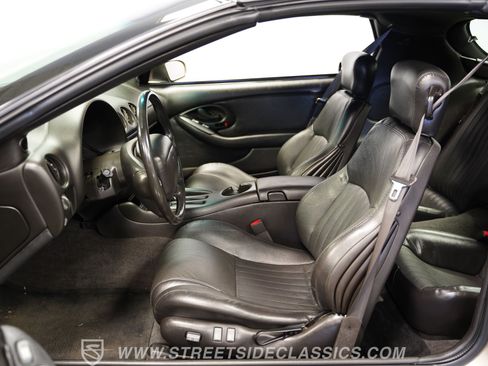 Used 2001 Pontiac Firebird Trans Am RWD image 39