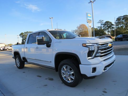 New 2026 Chevrolet Silverado 2500 High Country w/ High Country Premium Package image 8