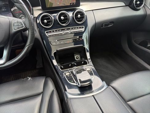 Used 2017 Mercedes-Benz C 300 4MATIC Sedan image 16