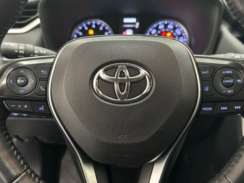 Certified 2019 Toyota RAV4 XLE w/ Convenience Package AWD/4WD image 15