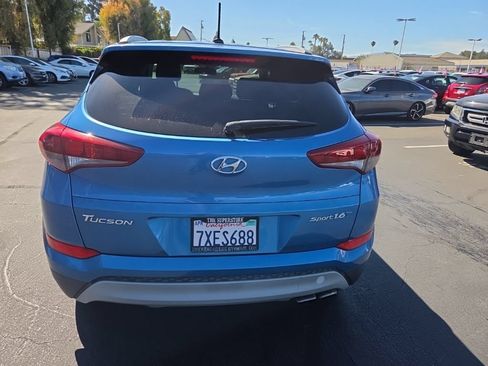 Used 2017 Hyundai Tucson Sport FWD image 4